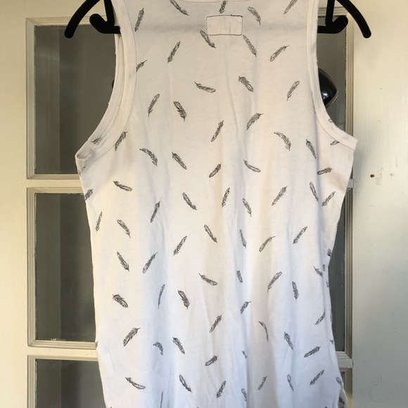 Current Elliot tank - Picture 3 of 3